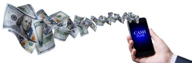 CASH FLOW yazıtlı akıllı telefonu olan bir iş adamı, başarılı bir iş konsepti. Cihaz ekranından dolar banknotları uçuyor
