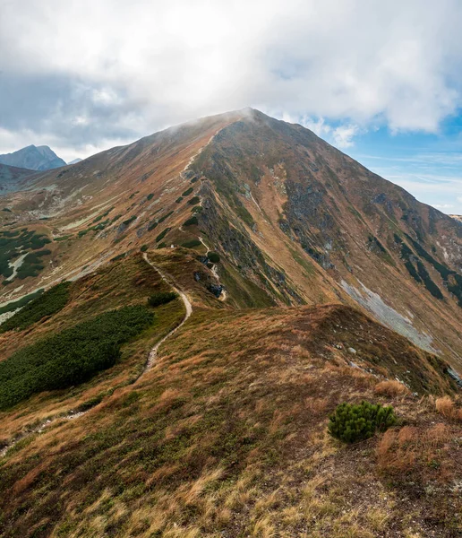Pico Montaña Volovec Otoño Montañas Occidentales Tatras Las Fronteras Eslovacas — Foto de Stock