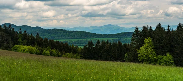 View Holy Vrch Hill Brumov Bylnice Springtime Bile Karpaty Mountains — Stock Photo, Image