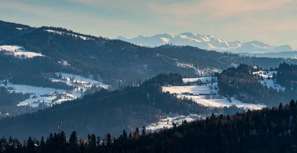 Montañas Tatra Del Prado Bajo Wielka Czantoria Colina Invierno Beskid — Foto de Stock