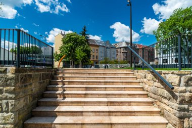 Farska Zahrada, güzel bahar gününde Çek Cumhuriyeti 'nin Ostrava kentinde