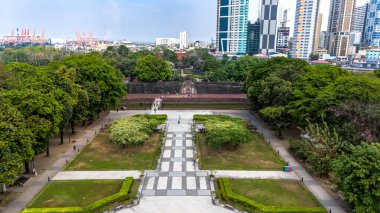 Manila 'nın güzel şehri, Filipinler insansız hava aracı tarafından alındı.