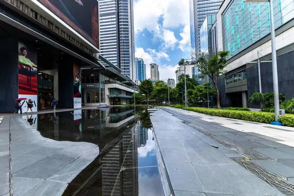 stock image Aug 22, 2024 Thursday morning street scene in Fort Bonifacio Global City, Metro Manila, Philippines