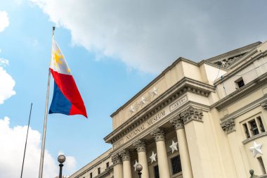 Filipinler, Manila 'daki Ulusal Filipin Güzel Sanatlar Müzesi' nin dış cephesi..