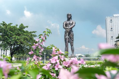 Filipin kahramanı Lapu-Lapu 'nun Rizal Park, Manila, Filipinlerdeki heykeli