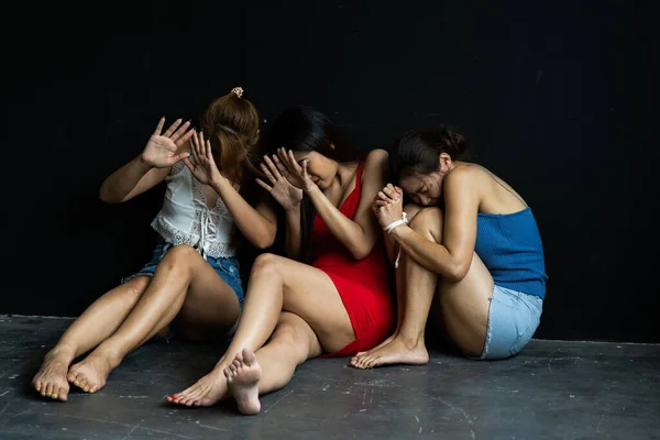 Állítsa Nők Elleni Erőszakot Emberkereskedelem Illegális Munkajogi Menekültek Koncepciója Szexuális — Stock Fotó