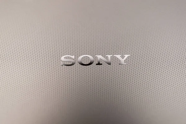 Sony Xperia Nın Arkasında Sony Logosu Sony Xperia Nın Yeni — Stok fotoğraf