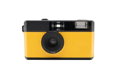 Film kamerası. Klasik kamera. Minimum hipster yaz trendi. Retro tasarım kamerası Clipping Path ile beyaz arkaplanda izole edildi. Yaz konsepti. Moda tarzı film kamerası, yaratıcı pop sanatı..