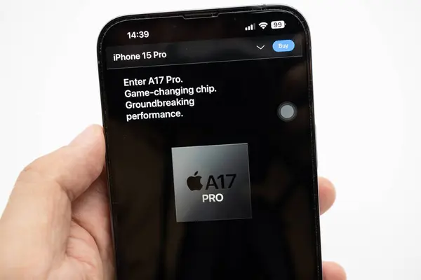 Discovering Latest Iphone Pro A17 Pro Processor Logo A17 Pro — Stock Photo