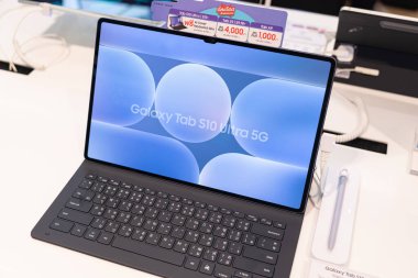 Bangkok Tayland nov 7 2024 Samsung Galaxy Tab S9 ultra 5G. Demo tanıtım tanıtımı mağazada. Modern cep telefonu teknolojisi kavramı