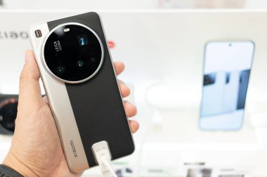 Xiaomi 15, Xiaomi 'den yepyeni bir Ultra Smartphone. Leica ile ortak mühendislik..