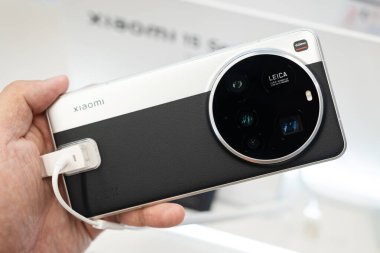 Xiaomi 15, Xiaomi 'den yepyeni bir Ultra Smartphone. Leica ile ortak mühendislik..