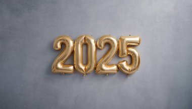 Zarif ve temiz bir arkaplanda 2025 numaralı balonlar. Yeni yıl kutlamaları için özel tasarım..