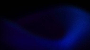 Yumuşak kumlu bir dokuyla mavi ve siyahın derin tonlarını harmanlayan dengesiz bir gradyan. 4K arka plan, karanlık temalı tasarımlar ve soyut sanat projeleri için mükemmel.