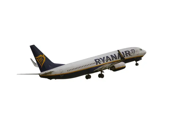 Mavi ve sarı bir Ryanair uçağı havalandı..