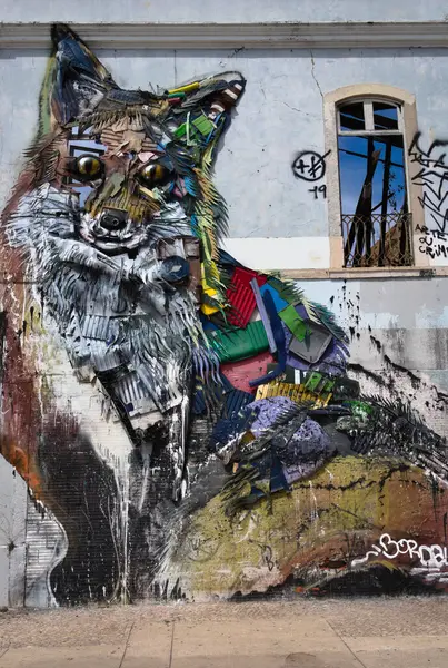 Portekiz 'deki Lizbon' un kalbinde, General Marqus de S da Bandeira 'nın heykeli büyük bir tarihi ve kültürel önem taşıyor.