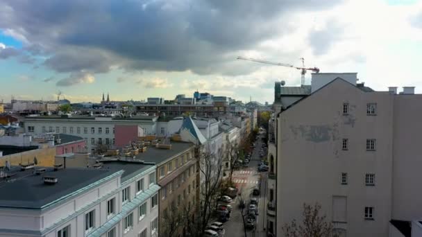 ポーランドのワルシャワの中心部にある通りEmiii Platerの空中ビュー 高品質4K映像 — ストック動画