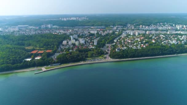 มมองทางอากาศของ Gdynia Seaside Boulevard ภาพท สวยงามในฤด อนของเม องโปแลนด ภาพ ณภาพส — วีดีโอสต็อก
