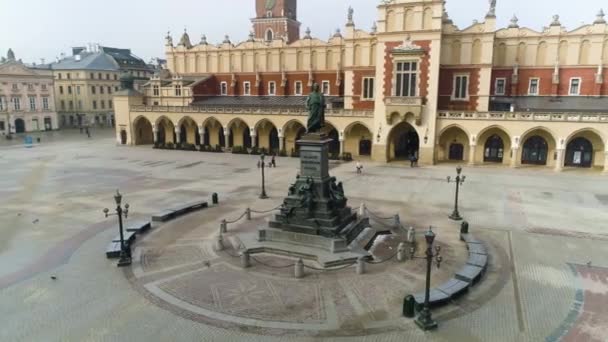 Aerial View Statue Cracow Old Town Beautiful Polish Footage High — Wideo stockowe
