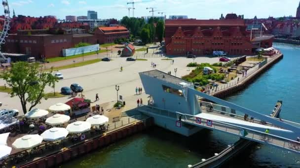 Aerial View Draw Footbridge Motawa River Gdansk High Quality Footage — Video Stock