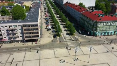 Czestochowa 'daki şehir merkezinin havadan görüntüsü. Güzel Polonya. Yüksek kalite 4k görüntü
