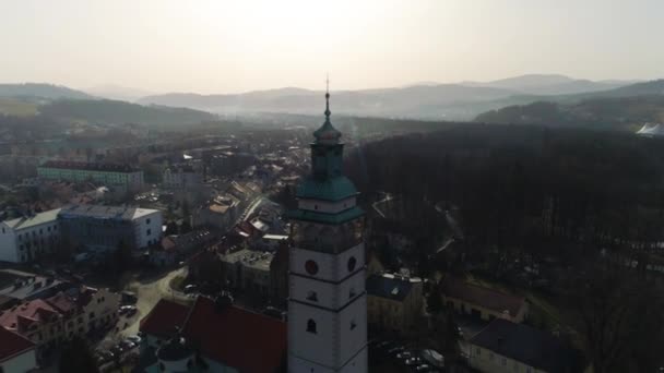 Schöner Turm Der Kathedrale Von Zywiec Luftaufnahme Hochwertiges Filmmaterial — Stockvideo