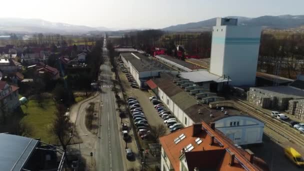 Schöne Aufnahme Der Brauerei Zywiec Aus Der Luft Hochwertiges Filmmaterial — Stockvideo