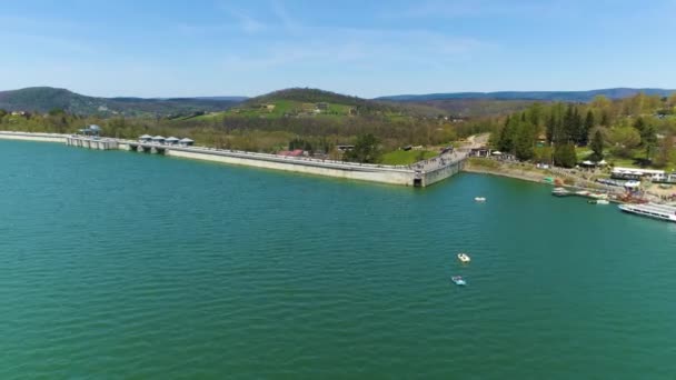 Tourists Water Dam Solina Lake Bieszczady Mountains Aerial View Poland — 图库视频影像
