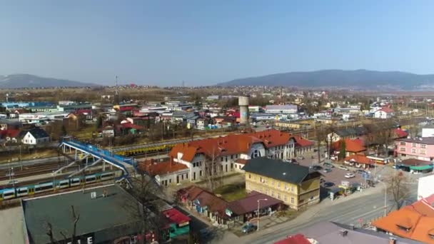 Luftaufnahme Des Bahnhofs Zywiec Hochwertiges Filmmaterial — Stockvideo