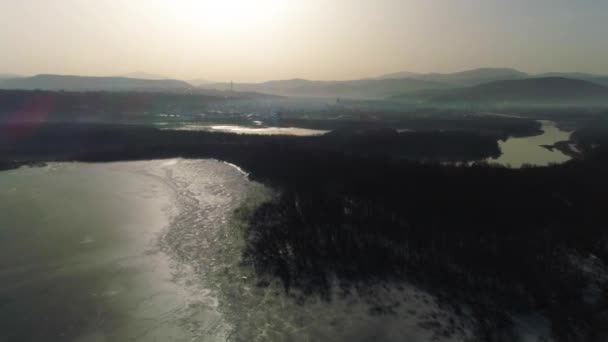 冷凍湖Zywieckie空中ビュー Zywiecの美しいショット 高品質4K映像 — ストック動画