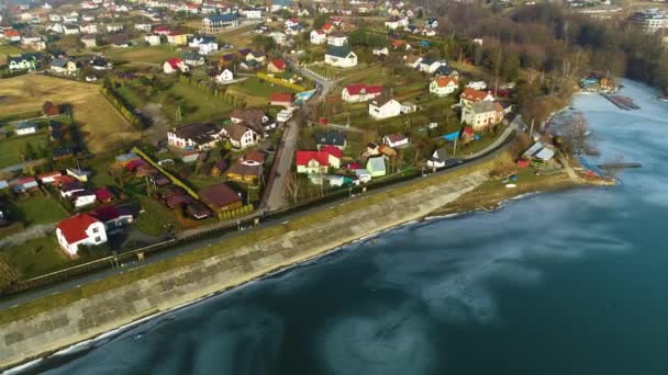 Frozen Lake Zywieckie Houses Shore Aerial View Beautiful Shots Zywiec — Vídeo de Stock