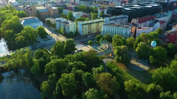 Park Hill Wzgorze Partyzantow City Moat Wroclaw Fosa Poland Aerial — Vídeos de Stock