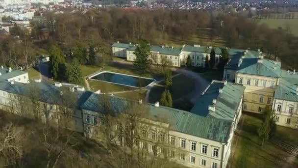 Czartoryski Museum Pulawy Muzeum Aerial View Poland High Quality Footage — Stockvideo