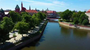 Wroclaw Kum Köprüsü En Piaskowy Hava Görüntüsü Polonya. Yüksek kalite 4k görüntü