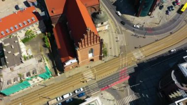 Dominik Kilisesi ve Wroclaw Galerisi Wroclaw hava manzaralı Polonya. Yüksek kalite 4k görüntü