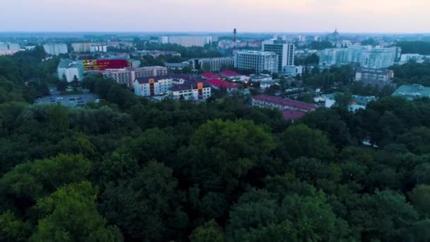 Avondhotels Kolobrzeg Poland Aerial View Hoge Kwaliteit Beeldmateriaal — Stockvideo