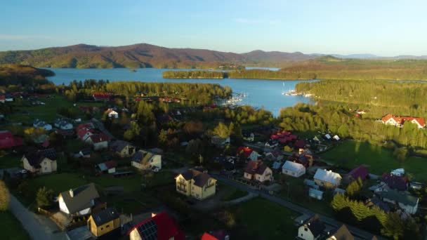 Polanczyk Teki Göl Dağlar Bieszczady Hava Polonya Yüksek Kalite Görüntü — Stok video