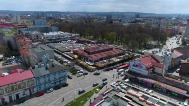 Pazar Salonu Rzeszow Hala Targowa Hava Görüntüsü Polonya. Yüksek kalite 4k görüntü