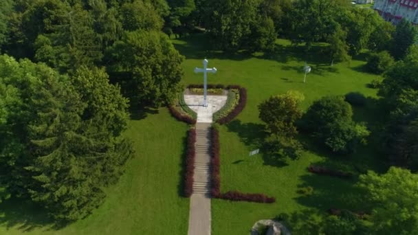 Папский Крест Elblag Krzyz Papieski Aerial View Poland Высококачественные Кадры — стоковое видео
