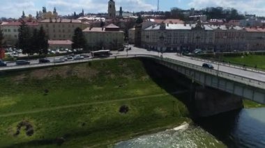 Orlat Köprüsü Nehir San Przemysl En Hava Görüntüsü Polonya. Yüksek kalite 4k görüntü