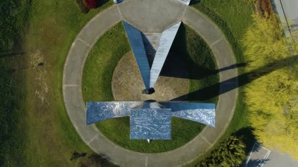 Крест Холме Пшемысла Кшиштофа Зелениу Воздушный Вид Польши Высококачественные Кадры — стоковое видео
