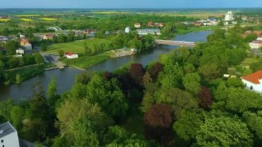 Panorama Köprüsü Nehri Odra Brzeg En Rzeka Hava Görüntüsü Polonya. Yüksek kalite 4k görüntü