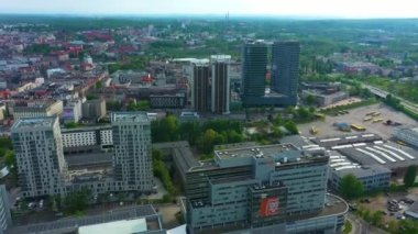 Panorama Gökdelenleri Katowice Wiezowce Hava Görüntülü Polonya Bankası. Yüksek kalite 4k görüntü