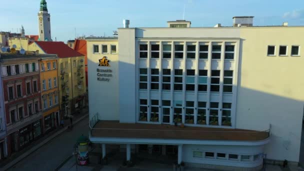 Культурный Центр Brzeg Centrum Kultury Aerial View Poland Высококачественные Кадры — стоковое видео