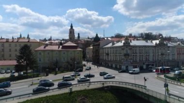 Przemysl Köprüsü 'nün arkasındaki kavşak Polonya. Yüksek kalite 4k görüntü