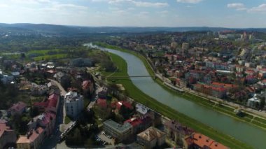 Panorama Köprüsü Nehir San Przemysl Hava Görüntüsü Polonya. Yüksek kalite 4k görüntü