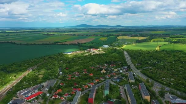 Panorama Mountains Houses Swiebodzice Aerial View Poland High Quality Footage — ストック動画