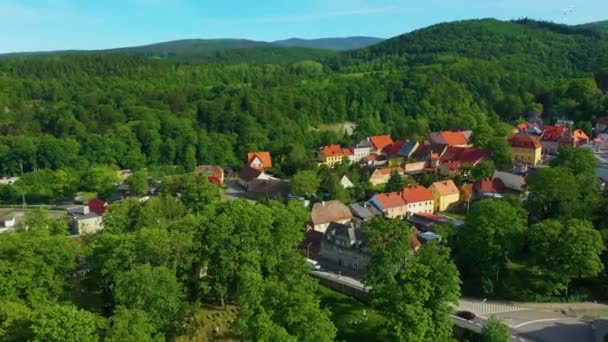 Landscape Houses Mountains Zloty Stok Aerial View Poland High Quality — Vídeo de stock