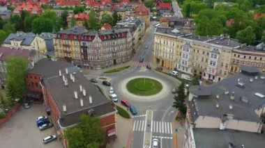 Plac Jagielly Kavşağı Klodzko Rondo Hava Görüntülü Polonya. Yüksek kalite 4k görüntü