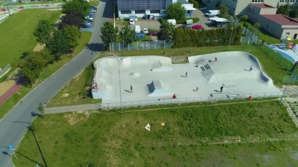 Skatepark Piotrkow Trybulanski Vista Aérea Polonia Imágenes Alta Calidad — Vídeos de Stock